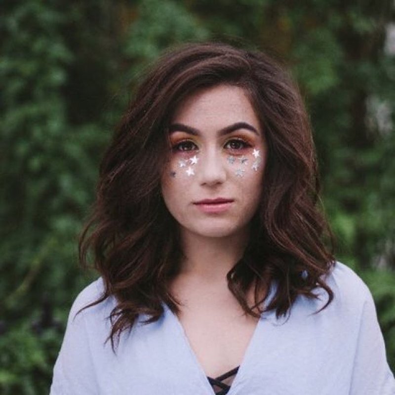 Dodie 12.jpg