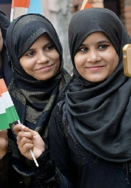 muslim-women-taking-selfie-with-the-national-flag-on-70th-independence-day-a-hostel_1471321758100~2.jpg