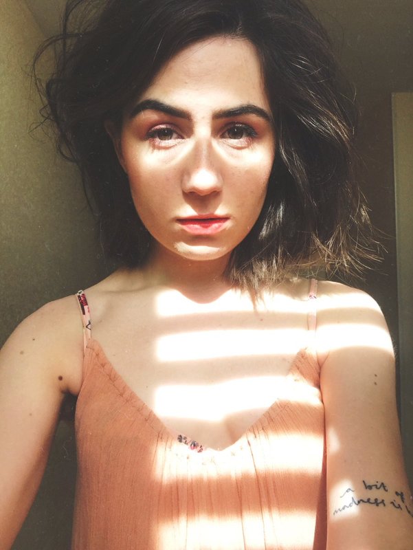 Dodie 34.jpg