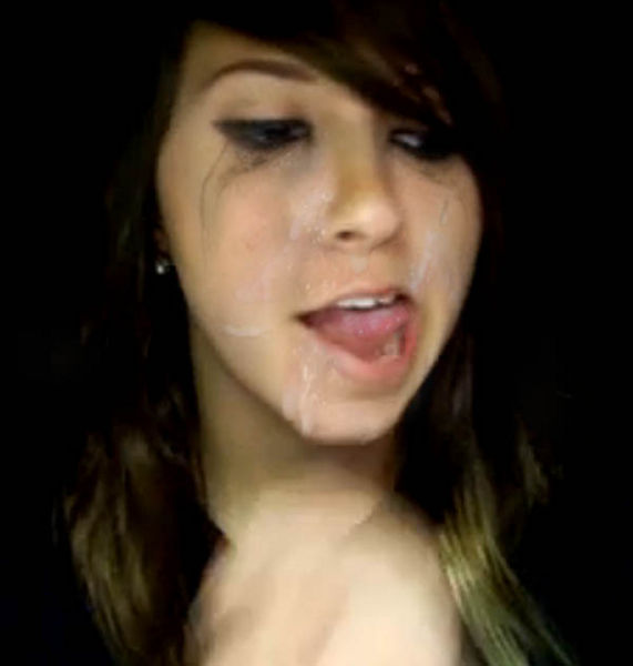 689284354-571px-Boxxy_bukkake.jpg