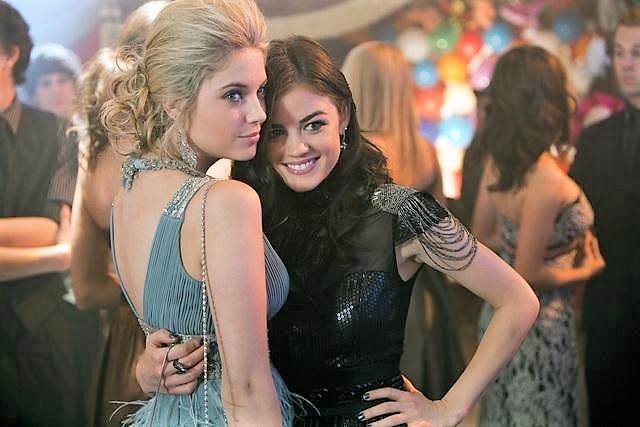 ashley benson & lucy hale 9.jpg