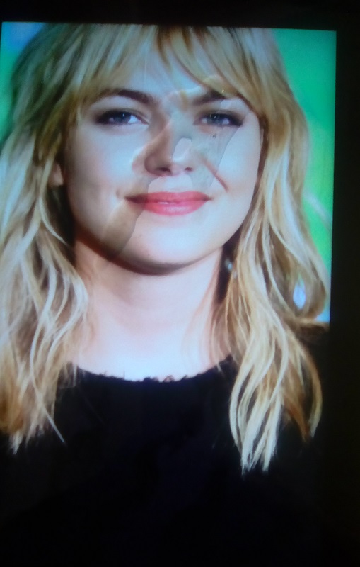 Louane (2).jpg