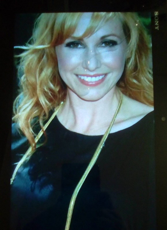 Kari Byron (2).jpg