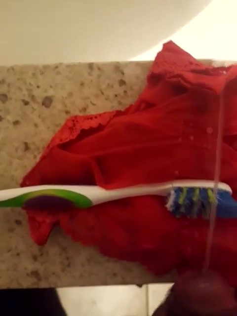 mom's_panty_cum_toothbrush.jpg