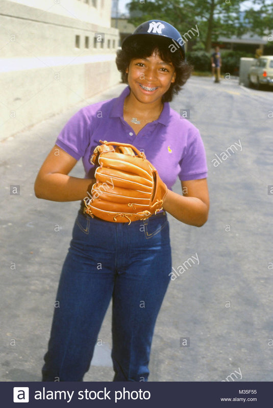 los-angeles-ca-august-8-actress-kim-fields-at-narconon-all-star-baseball-M35F55.jpg