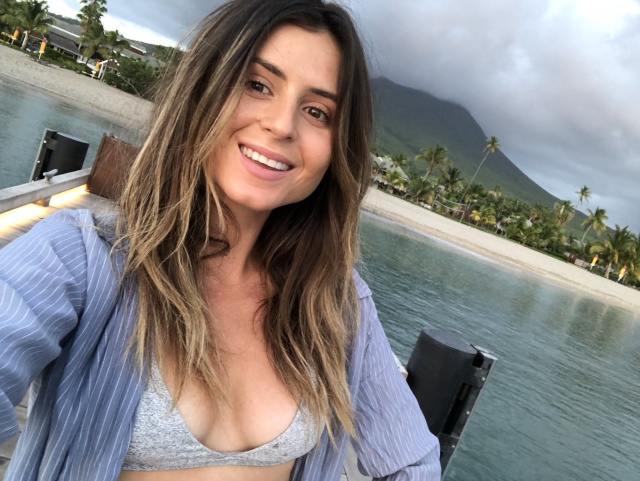 anastasia_ashley_selfie_12_july_2018_Xf27sgxw.sized.jpg