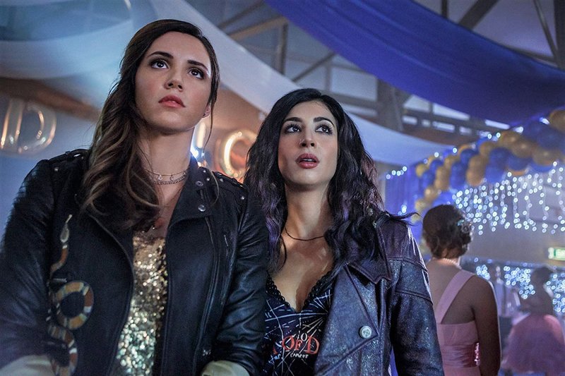 arielle carver o neill & dana delorenzo 5.jpg