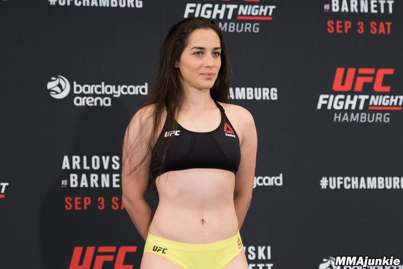 C__Data_Users_DefApps_AppData_INTERNETEXPLORER_Temp_Saved Images_veronica-macedo-ufc-fight-night-93-official-weigh-ins.jpg