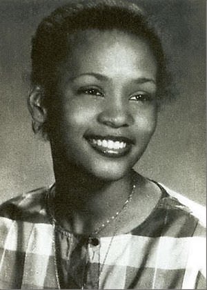 young-whitney-houston-high-school-photo-photo-u1.jpg